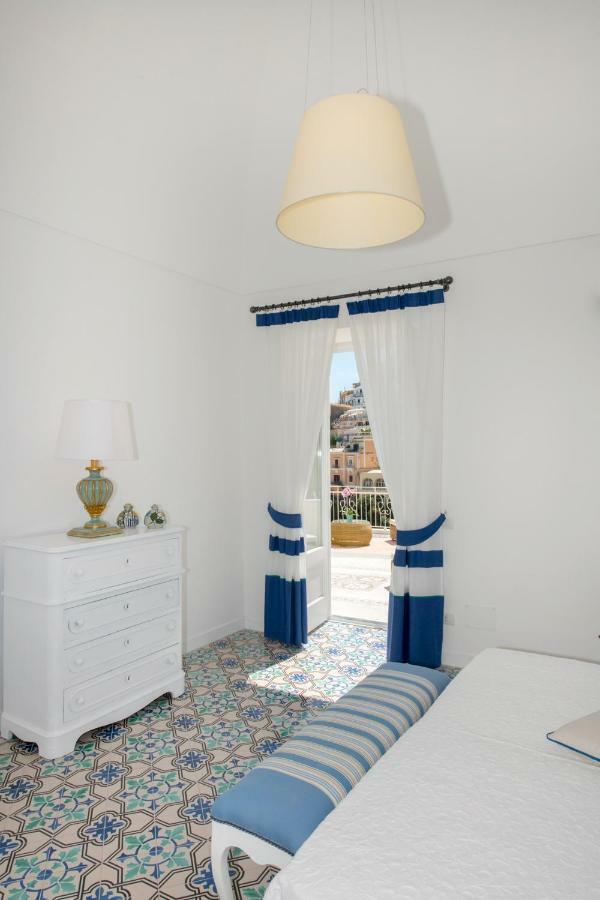 Punta Re Hotel Positano Luaran gambar